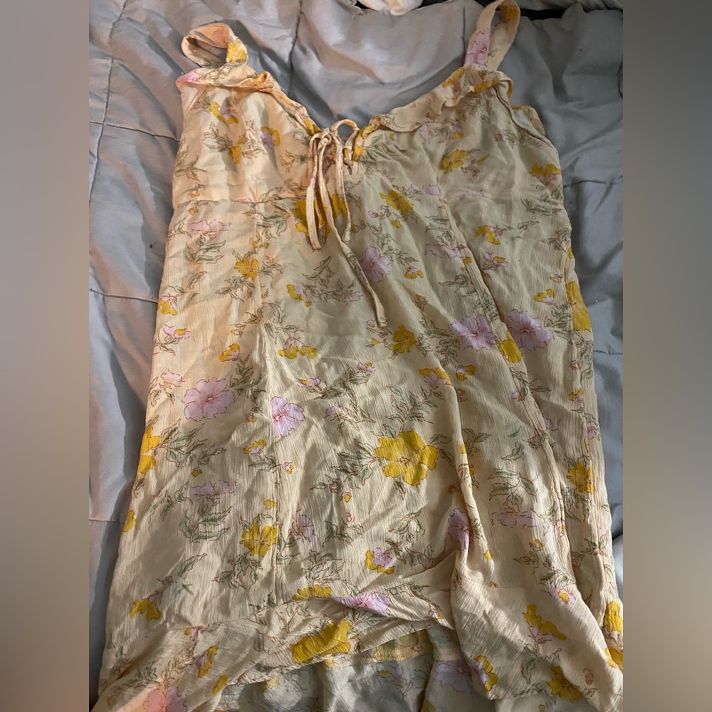 So yellow mini dress size L